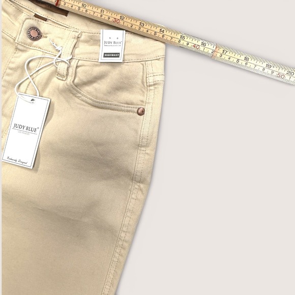 Judy Blue High Waist Cream Jeans Size 5/27 Garment Dyed Raw Hem NWT - Picture 13 of 14